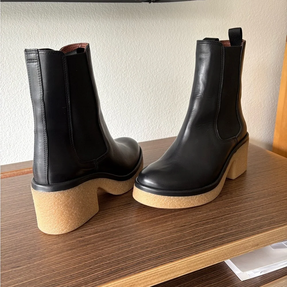 Anonymous Copenhagen - Black soft calf leather w/ gum platform sole - Picture 7 of 7